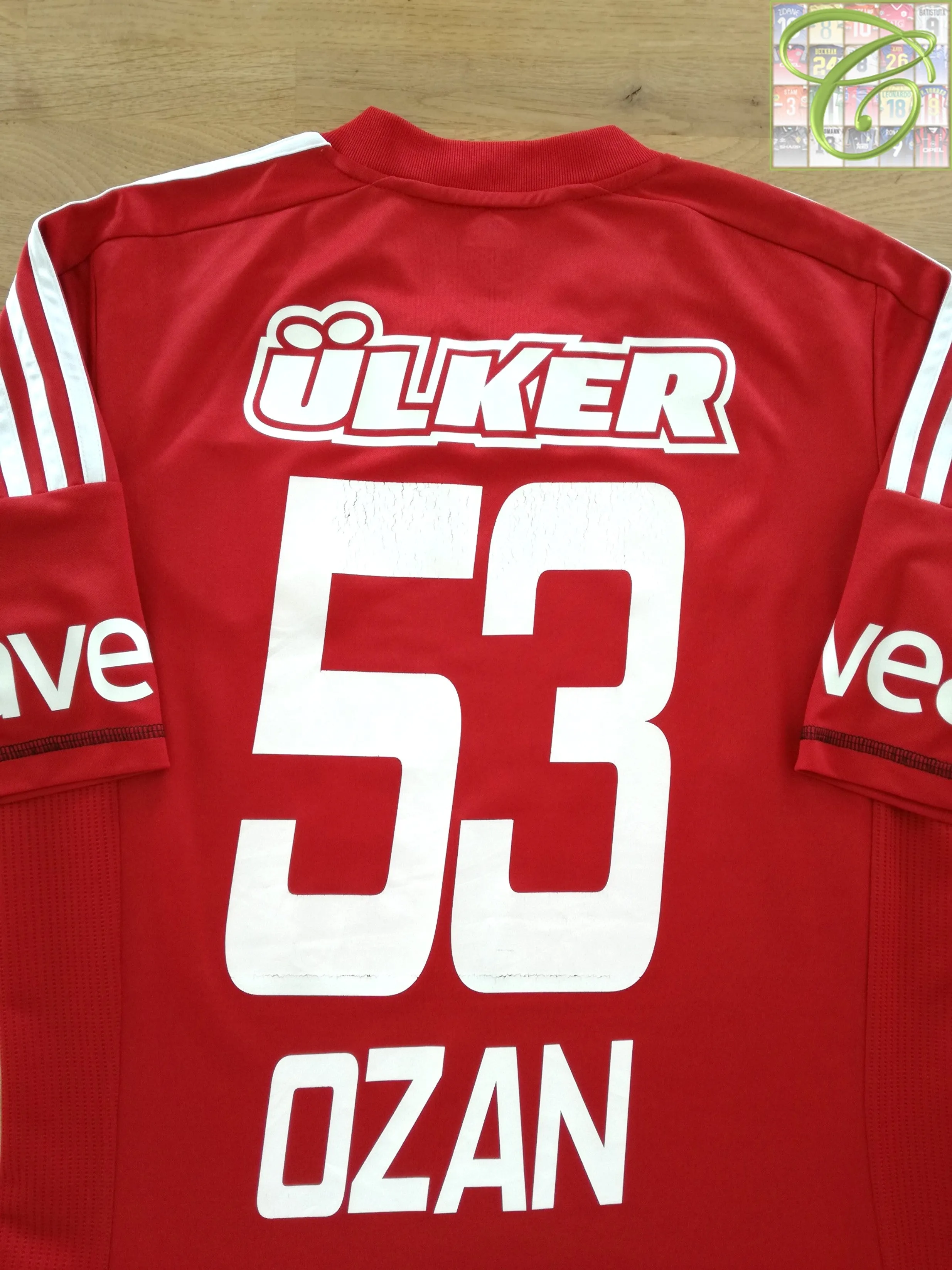 2012/13 Besiktas 3rd Football Shirt Ozan #53 (M)