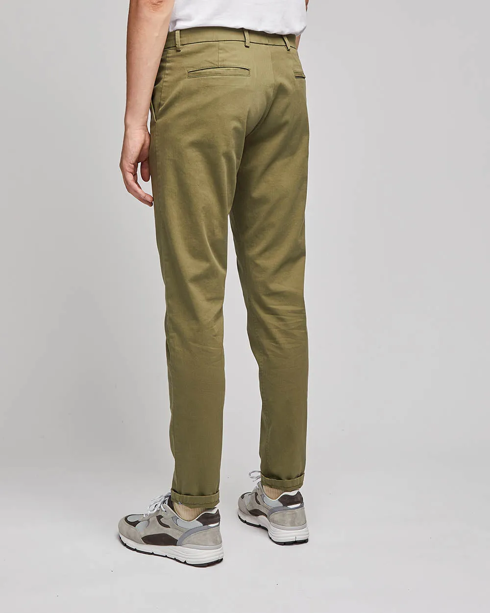 Chino Axel kaki