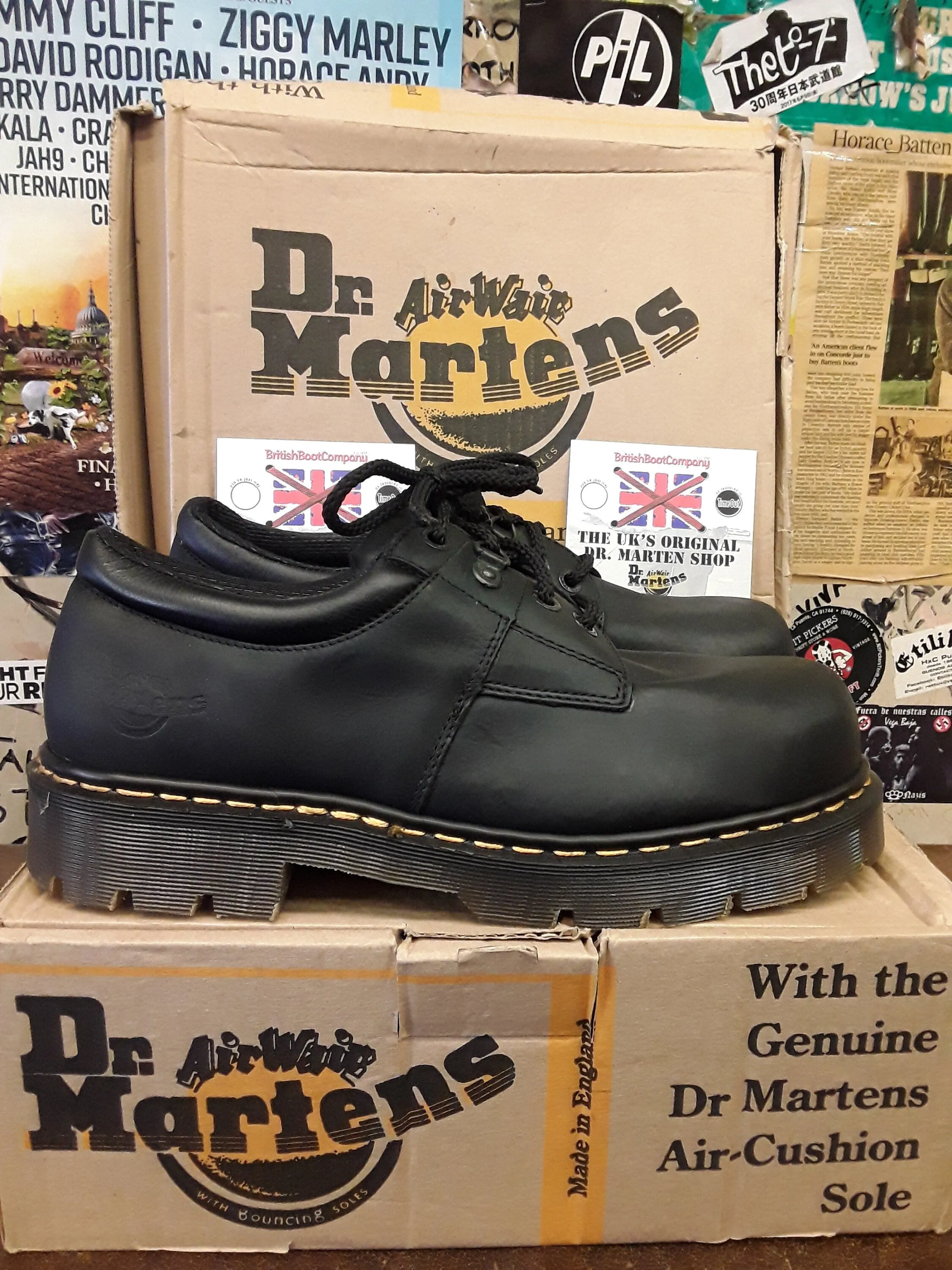 Dr Martens Made in England Black Greasy Industrial 2 Eye 2 D-Ring Steel Shoes Size 10