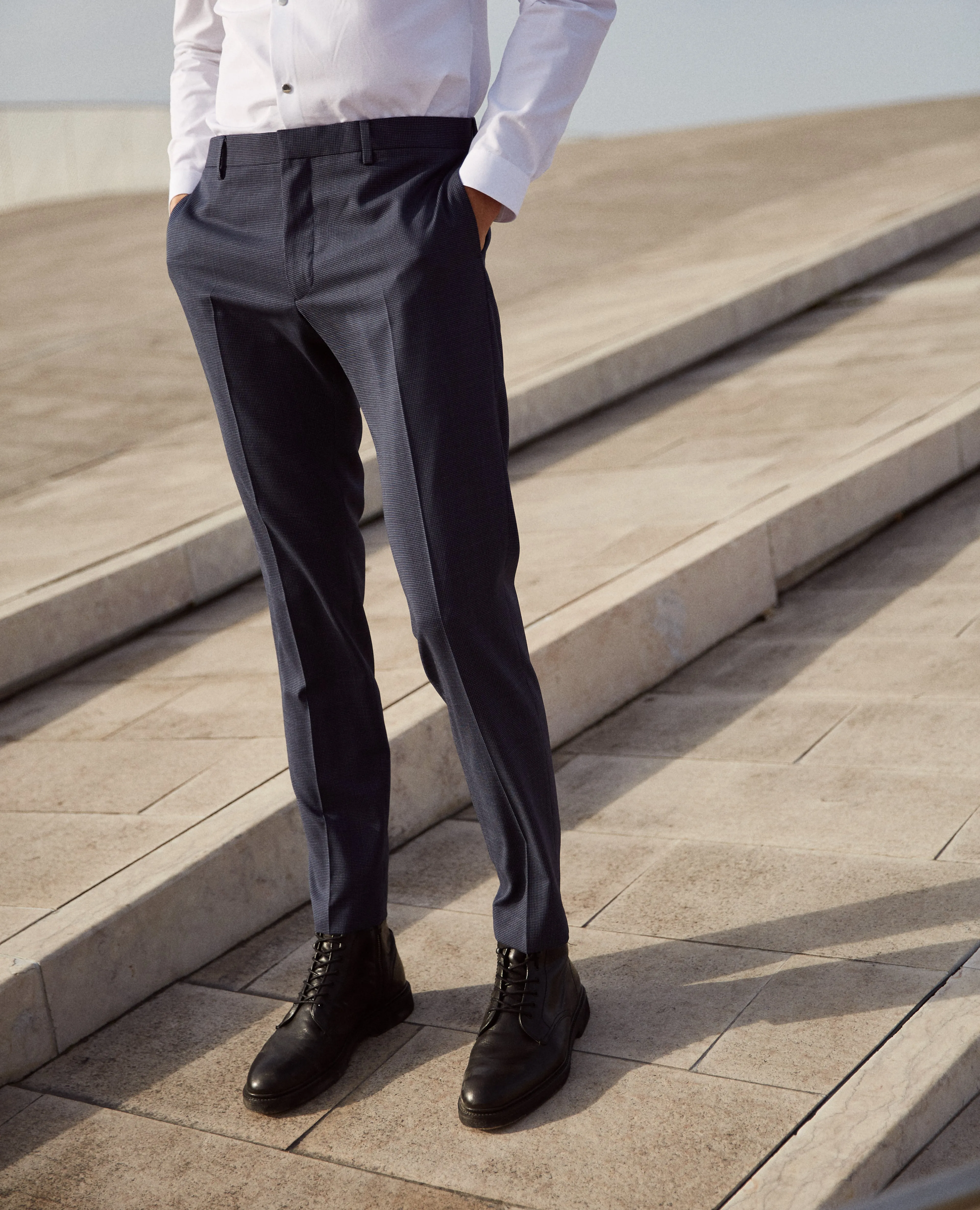 Pantalon de costume slim en laine bleu à micro carreaux