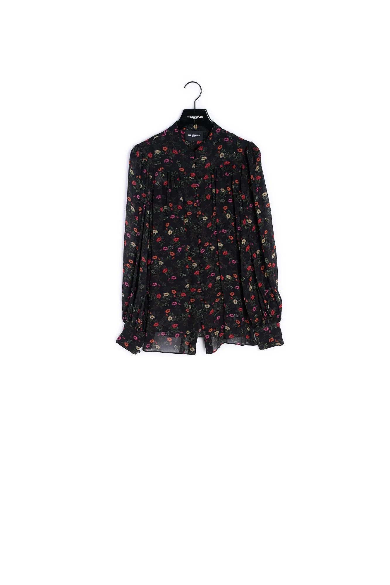 Top fluide noir imprimé fleuri boutonné